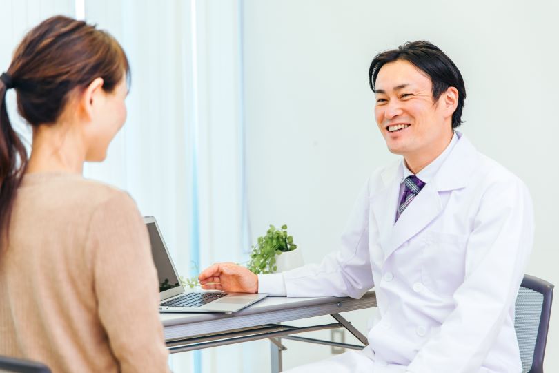 カウンセリングを受ける女性