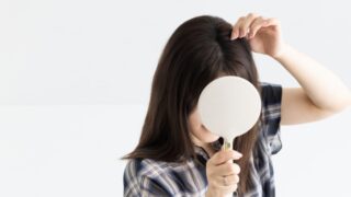 女性のヘアライン植毛は何本必要?株・本数の違いと目安を経験者が解説