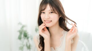 植毛したらチリチリのくせ毛が生えてきた話|いつまで続く?縮毛矯正はいつから?